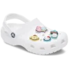 „B’hello Kitty® și prietenii ei – pachet de 5 brelocuri Jibbitz pentru încălțăminte” „B’hello Kitty® și prietenii ei – pachet de 5 brelocuri Jibbitz pentru încălțăminte”