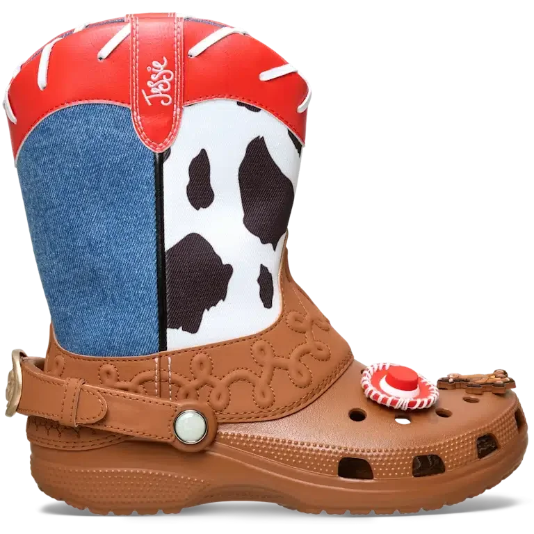 Cizme Jessie din „Toy Story” de la Disney și Pixar Cizme Jessie din „Toy Story” de la Disney și Pixar