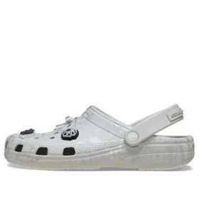 Crocs x Futura Laboratories Classic Clog „Pearl White”