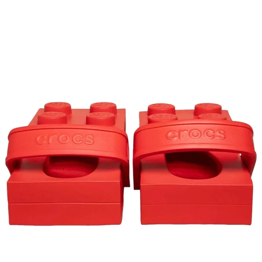 Crocs x LEGO Brick Saboțe „Red” Crocs x LEGO Brick Saboțe „Red”