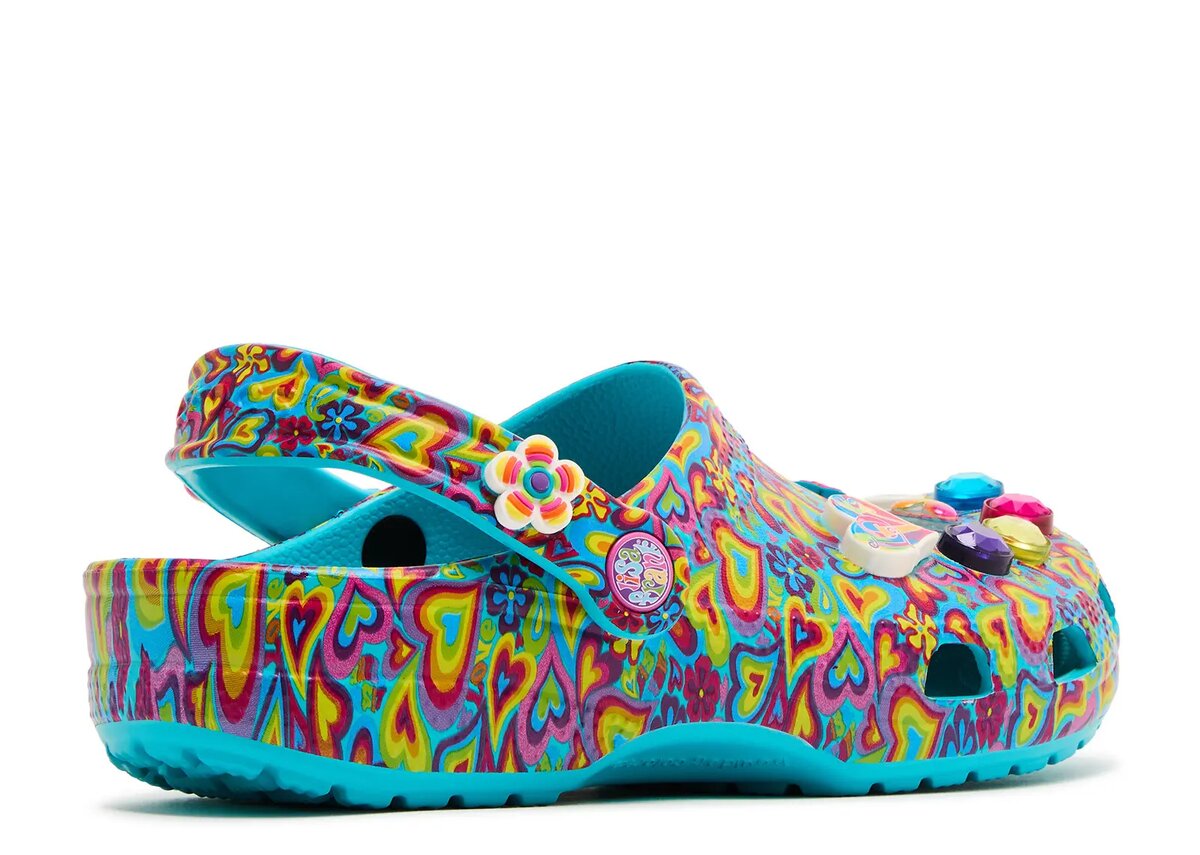 Lisa Frank x Classic Clog pentru copii „Digital Aqua Multi Hearts” Lisa Frank x Classic Clog pentru copii „Digital Aqua Multi Hearts”