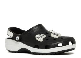 Mastermind Japan x Classic Clog „Black White”