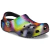 Sandale unisex colorata Crocs Beach, multicolore, negru
