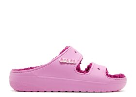 Saweetie x Classic Cozzzy Sandale „Taffy Pink”