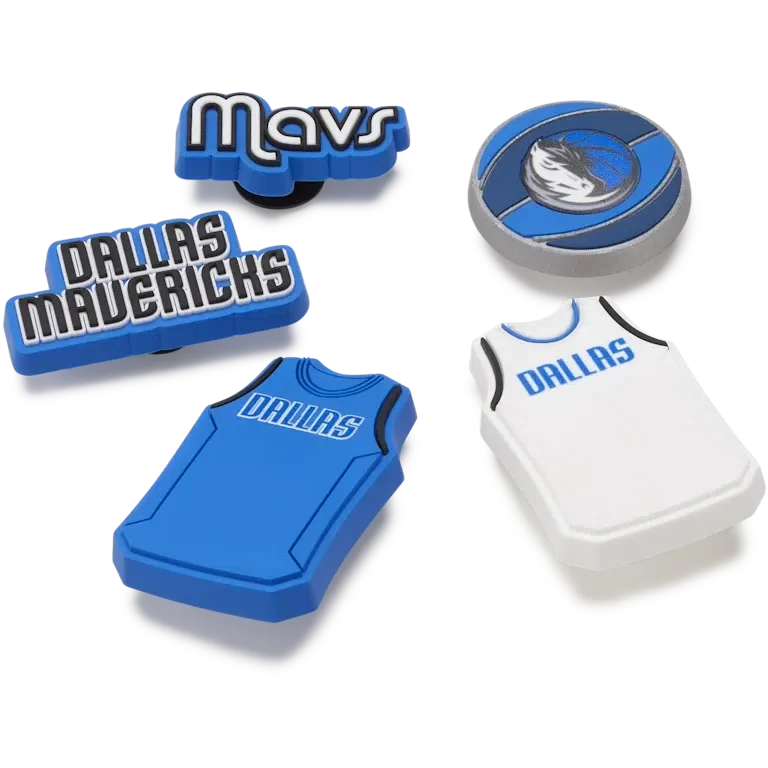 Set de 5 brelocuri Jibbitz™ NBA Dallas Mavericks Set de 5 brelocuri Jibbitz™ NBA Dallas Mavericks