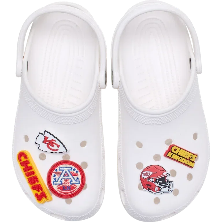 Set de 5 brelocuri Jibbitz pentru încălțăminte Nfl Kansas City Chiefs Set de 5 brelocuri Jibbitz pentru încălțăminte Nfl Kansas City Chiefs