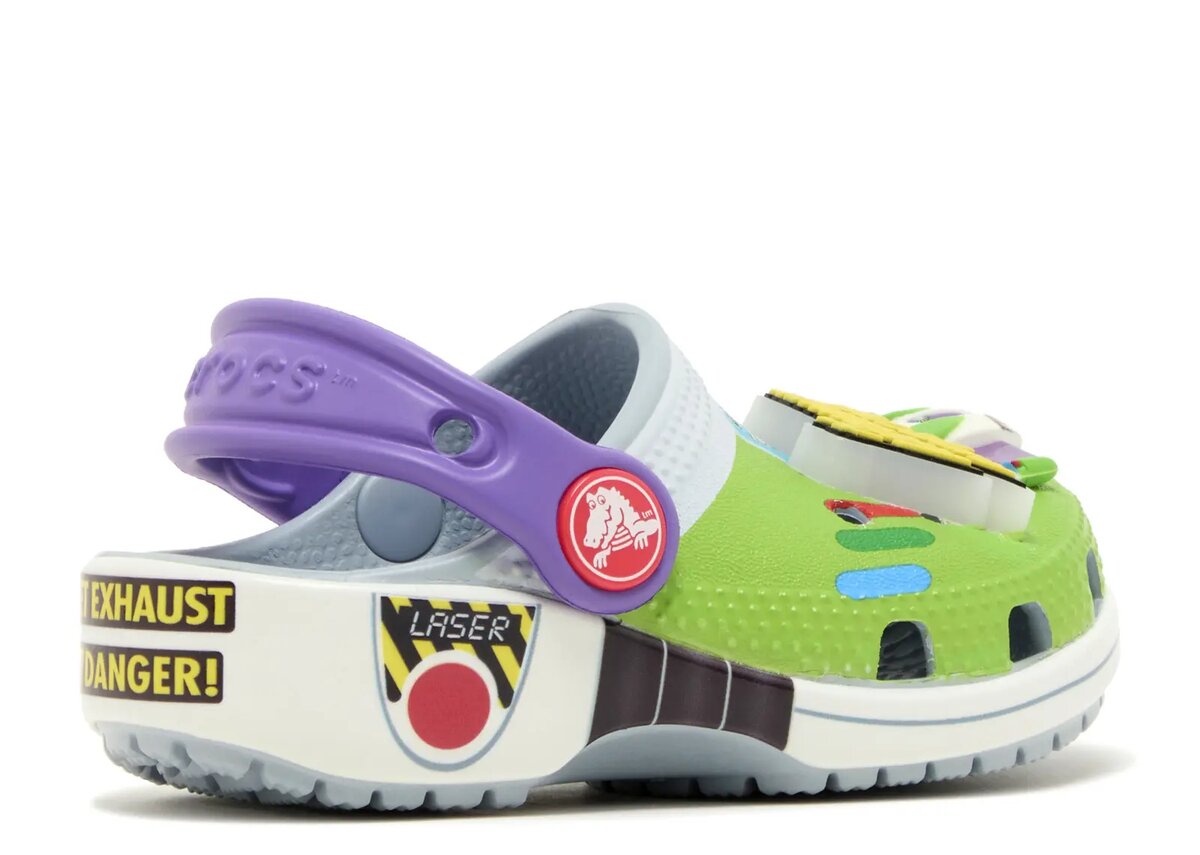 Toy Story x Classic Clog pentru copii mici „Buzz Lightyear” Toy Story x Classic Clog pentru copii mici „Buzz Lightyear”